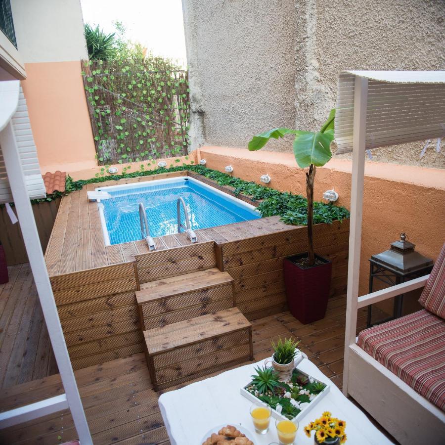 Chrisandro Apartments Атина Екстериор снимка