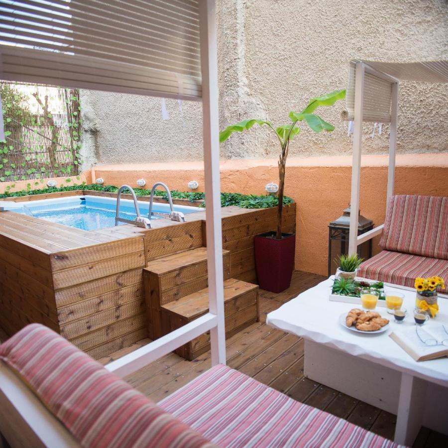 Chrisandro Apartments Атина Екстериор снимка