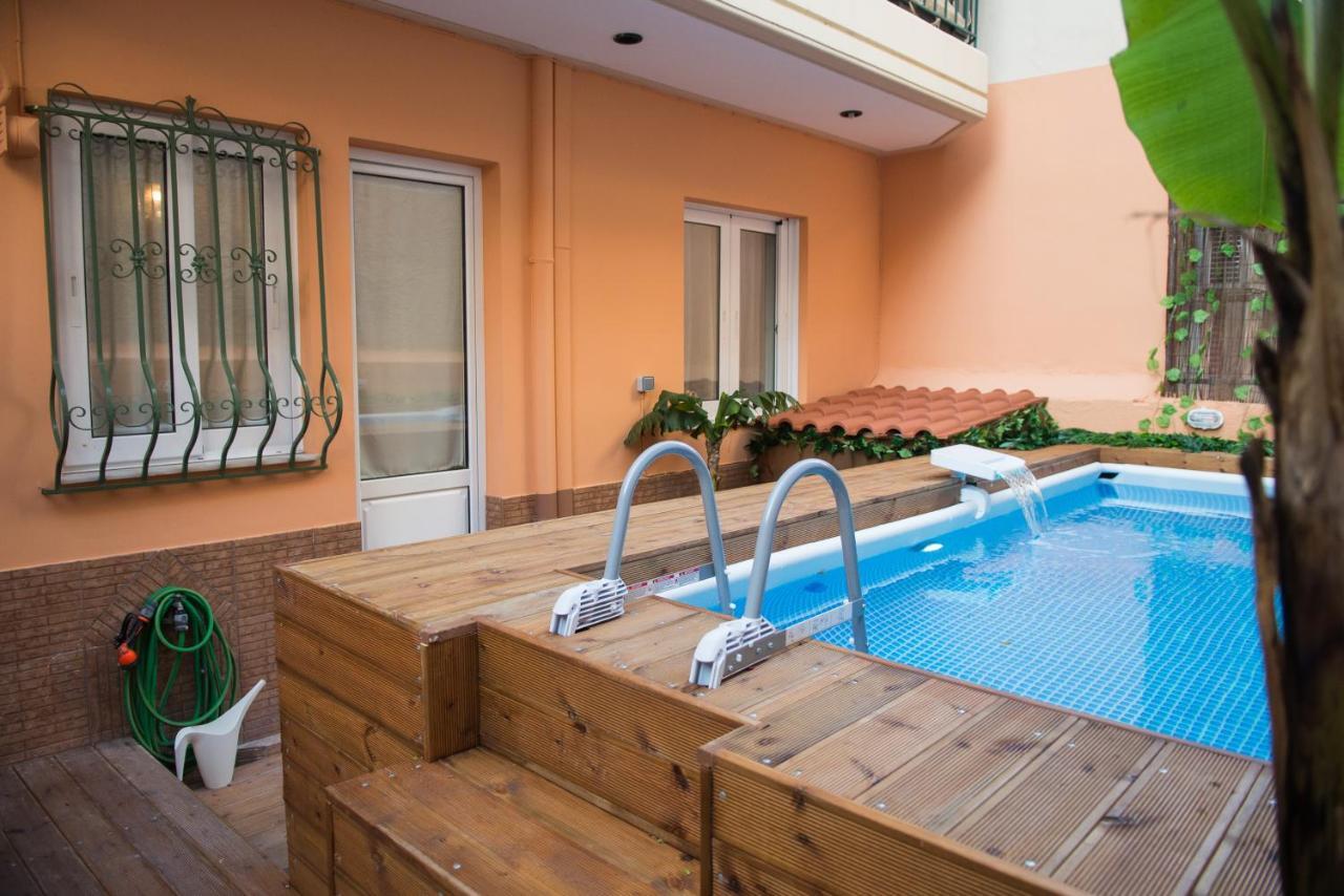 Chrisandro Apartments Атина Екстериор снимка