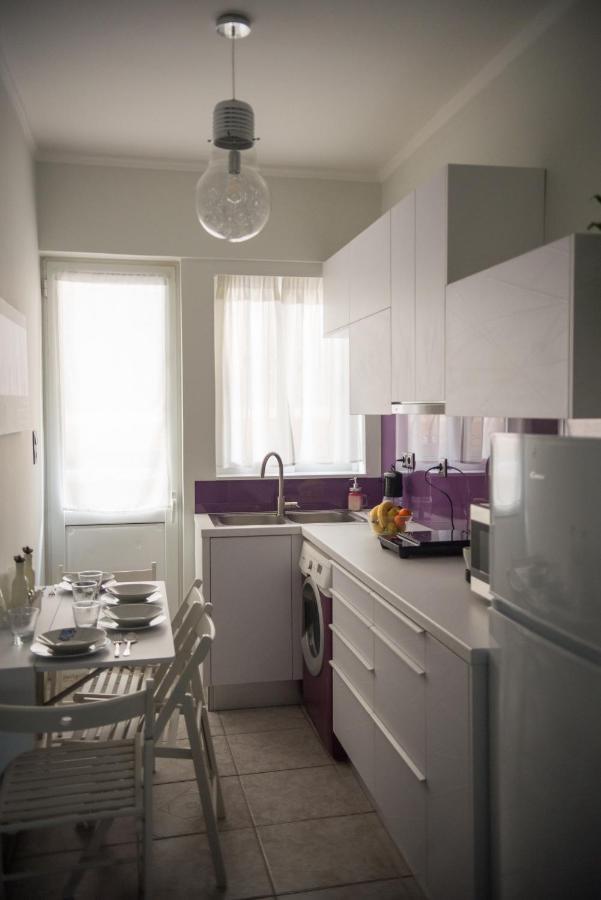 Chrisandro Apartments Атина Екстериор снимка